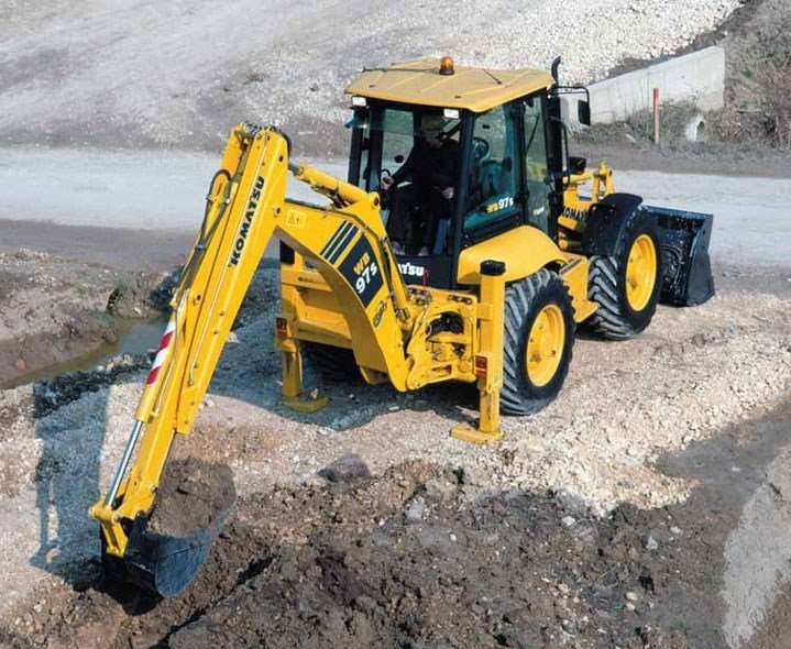 Aренда экскаватора-погрузчика Komatsu WB97S-5 в Минске